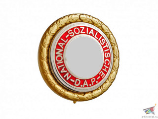 Golden Medal of the Nazi Party (Goldenes Ehrenzeichen der NSDAP), Germany WW2, replica