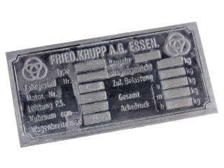 Табличка FRIED.KRUPP A.G. ESSEN. для военной техники КРУПП. Германия, копия. (состаренный вид)