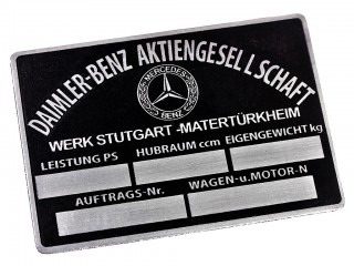 Табличка DAIMLER-BENZ AKTIENGESELLSCHAFT для машин Mersedes Benz. Германия, копия.
