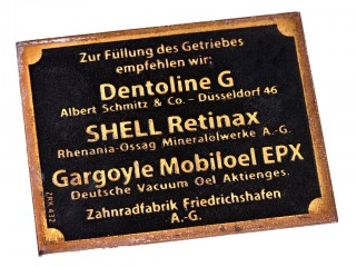Табличка Dentoline G SHELL Retinax Gargoyle Mobiloel EPX. Германия, копия. Латунь.