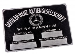 Табличка DAIMLER-BENZ AKTIENGESELLSCHAFT для машин Mersedes Benz. Германия, копия.